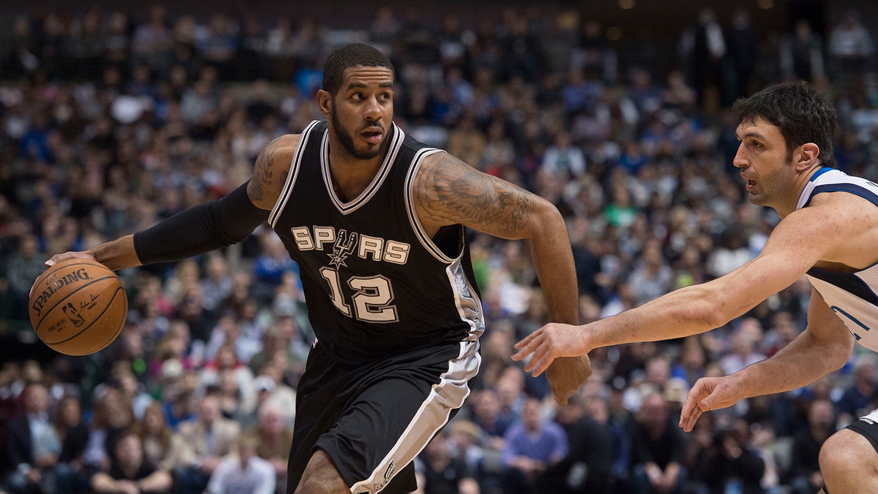 Spurs hand Mavs largest halftime deficit in franchise history in blowout